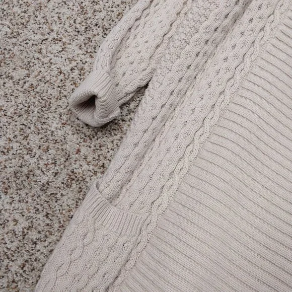 3308 Size XL Leo & Nicole Tan Cardigan Sweater. - Picture 4 of 7